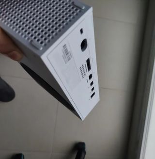 Xbox Series S Blanca + Mando