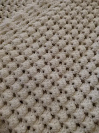 Copertina neonato fatta a mano ad uncinetto