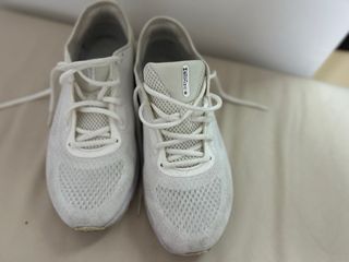 Zapatillas Under Armour Blancas
