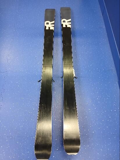 Esquí FR 900, 99 patin (incluye pieles) 184cms