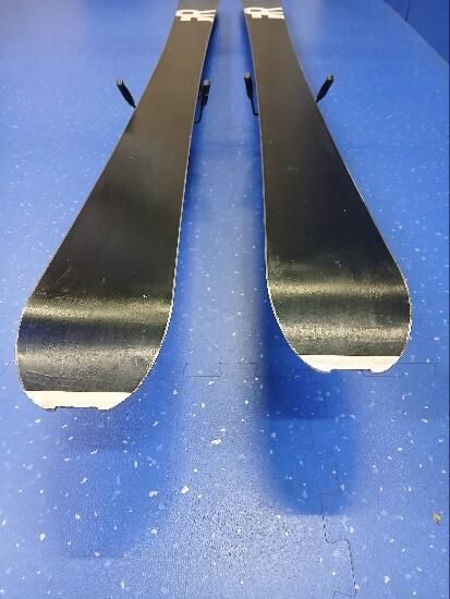 Esquí FR 900, 99 patin (incluye pieles) 184cms