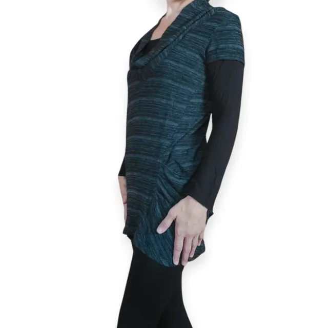 Maglione grigio e nero combinato