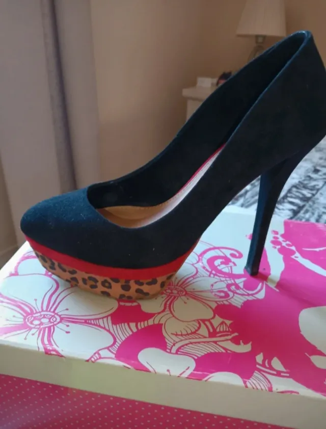 Tacones Salón Plataforma Animal Print