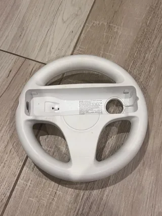 Consola Nintendo Wii Blanca + 6 Mandos y Volantes