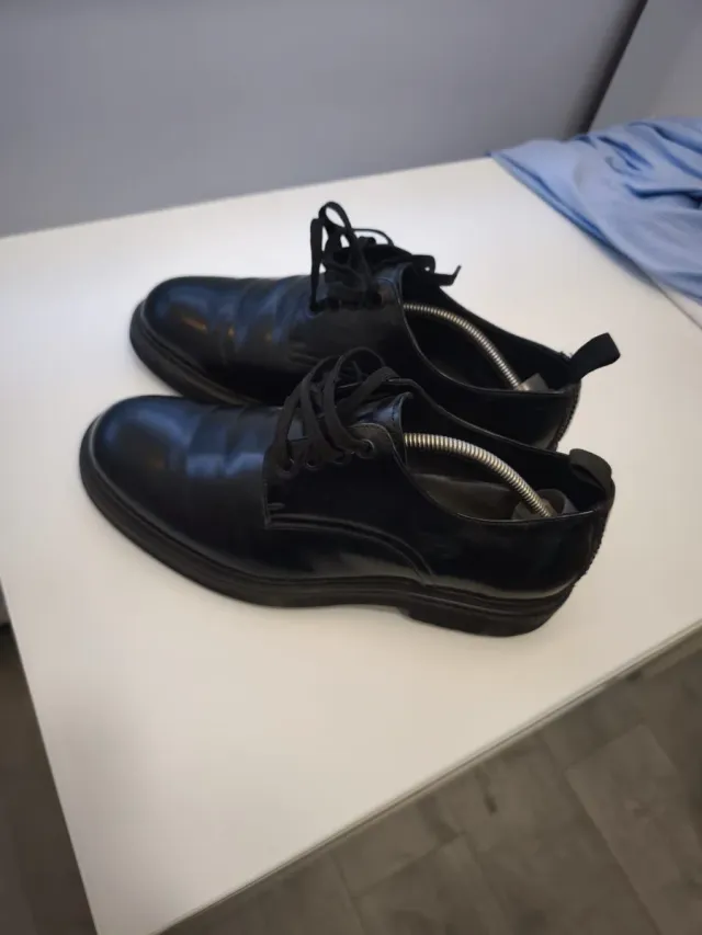 Zapatos de vestir Zara negros hombre