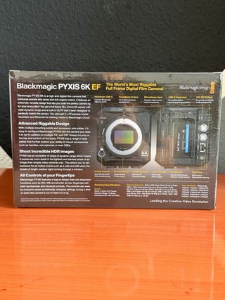 Blackmagic PYXIS 6K EF Cámara Digital
