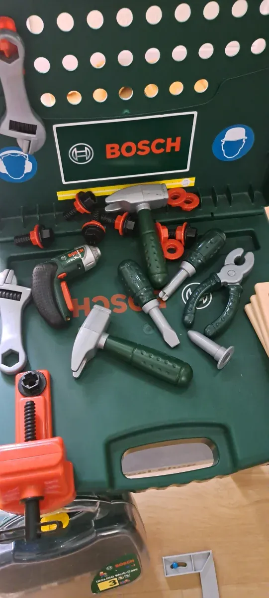 Mesa de herramientas Bosch