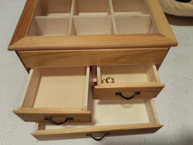 Caja de madera para joyas/pendientes