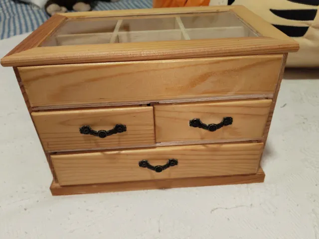 Caja de madera para joyas/pendientes