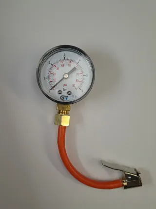 Manómetro presión ruedas