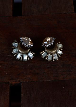 Pendientes dorados con piedras azul claro