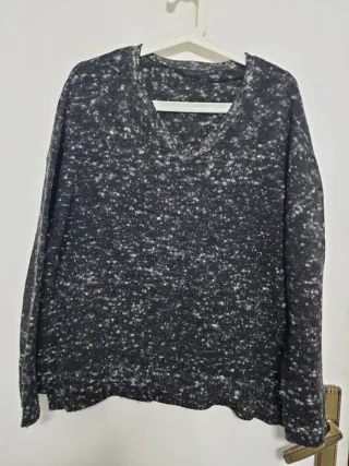 Jersey Oisho jaspeado cuello pico