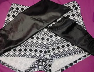 Falda pantalón geométrica