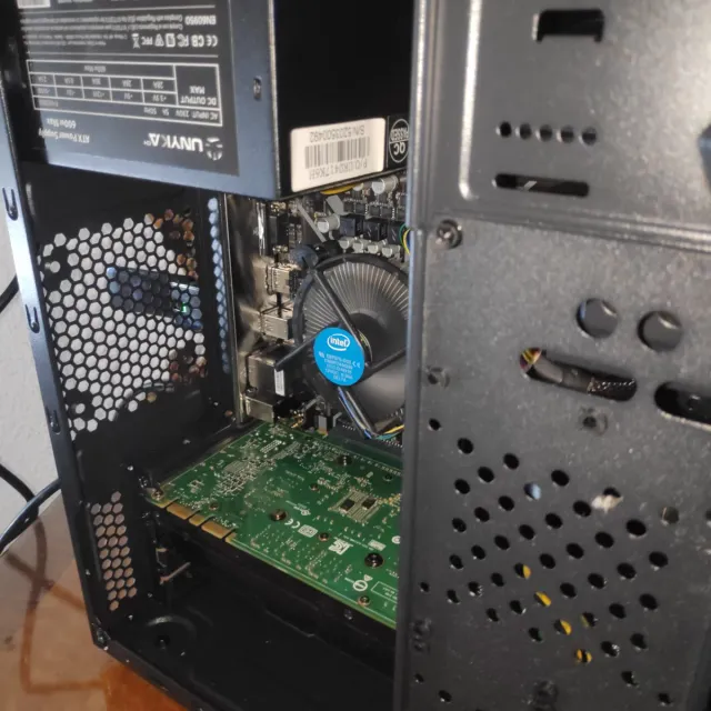 PC I5 9600K, 24GB, GTX 1070 8GB