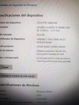 PC I5 9600K, 16GB, GTX 1070 8GB.