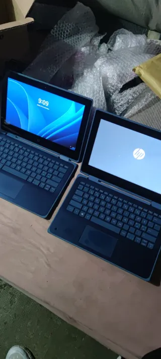 2 Portátiles HP táctil Azul se convierte en tablet