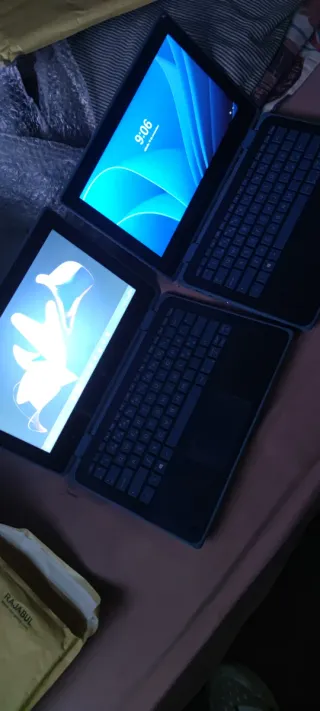 2 Portátiles HP táctil Azul se convierte en tablet