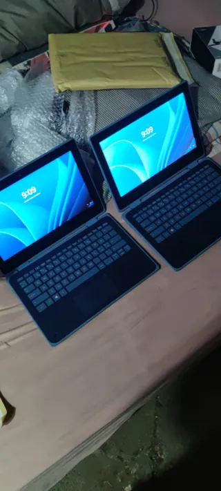 2 Portátiles HP táctil Azul se convierte en tablet