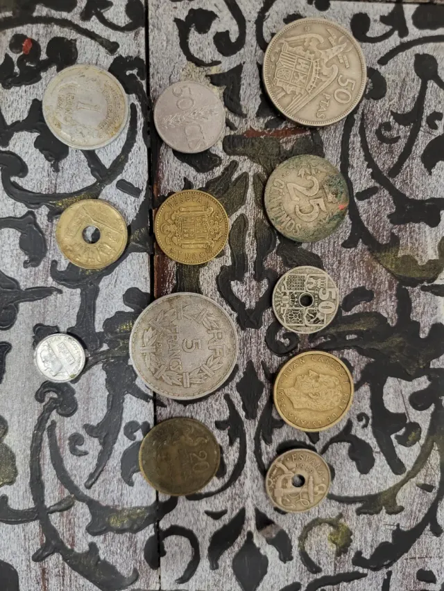 Lote de Monedas Antiguas Varias tengo muchas igual