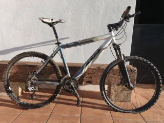 Bicicleta de Montaña BH