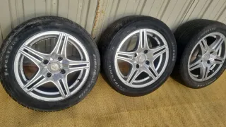 Llantas de aleación con neumáticos son 3