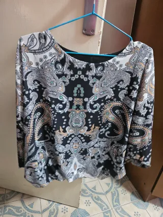 2 Blusas Yessica Talla M Estampado Paisley