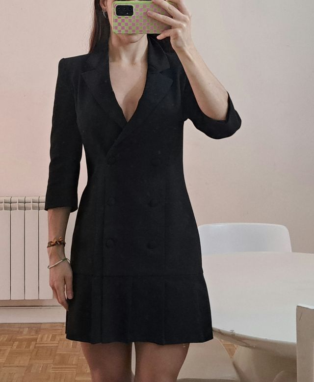 Vestido negro tipo blazer Zara