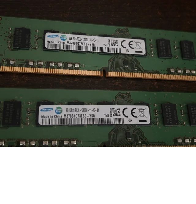 2x Samsung 8GB DDR3 RAM PC3L-12800 DIMM