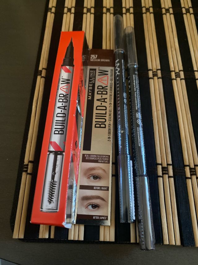 Maybelline Build-A-Brow Lápiz y Gel Cejas