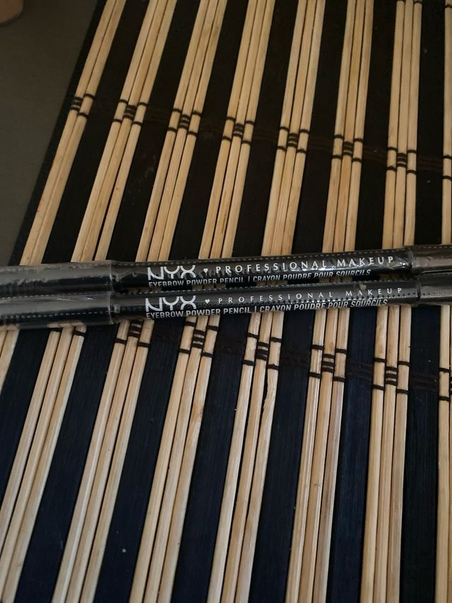 Maybelline Build-A-Brow Lápiz y Gel Cejas