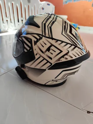 Casco de Moto Modular Blanco y Negro