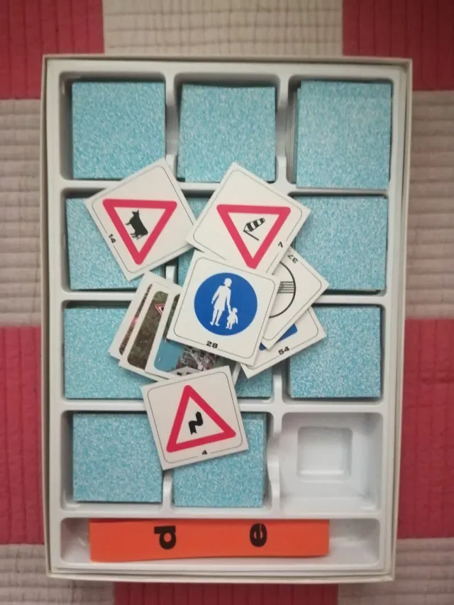 Juego de mesa Memory Ravensburger año 1980.