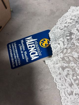 Mantilla Fallera Encaje Blanco