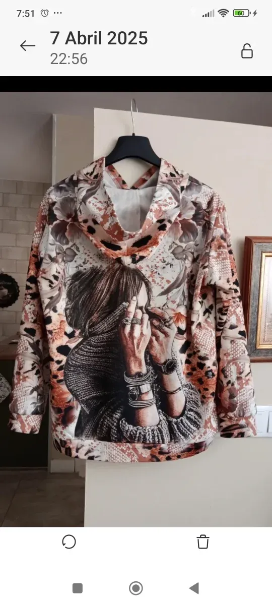 Sudadera estampada mujer