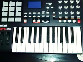 Teclado AKAI MPK25 USB MIDI