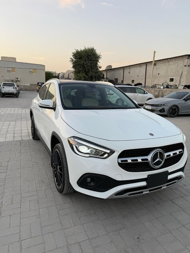 Mercedes GLA250 4matic 🚗