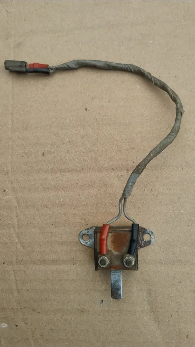 Interruptor Freno Citroen 2CV Dyane C8 Mehari