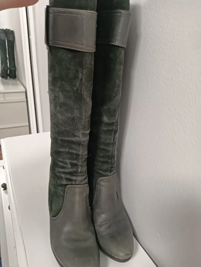 Botas de tacón piel gris y verde