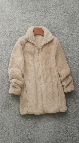 Abrigo peluche beige cremallera