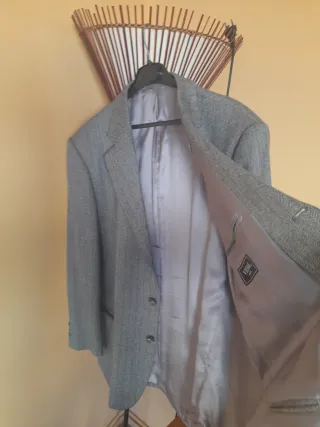 Americana gris hombre