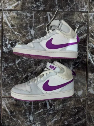 Zapatillas Nike Mujer Blancas y Moradas