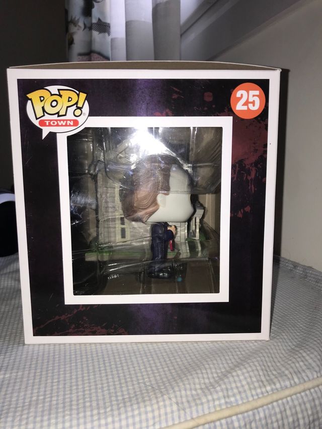 Funko Pop Michael Myers with myers house 25