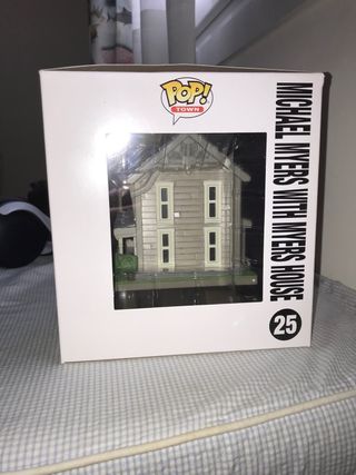 Funko Pop Michael Myers with myers house 25