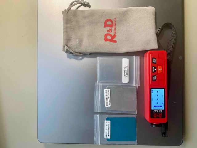 Medidor de espesor R&D ET330