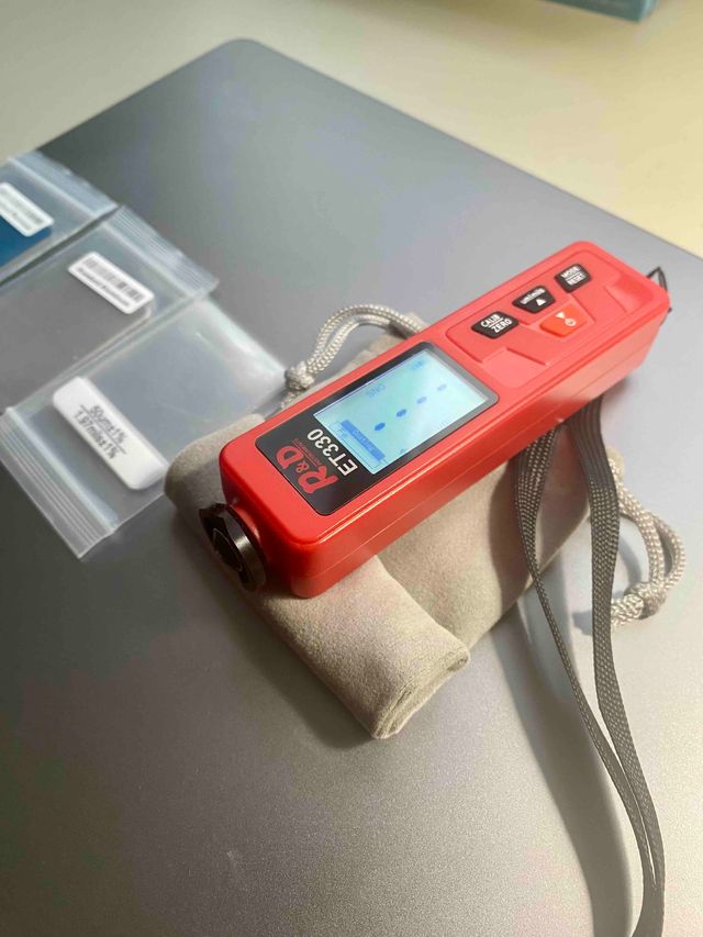 Medidor de espesor R&D ET330