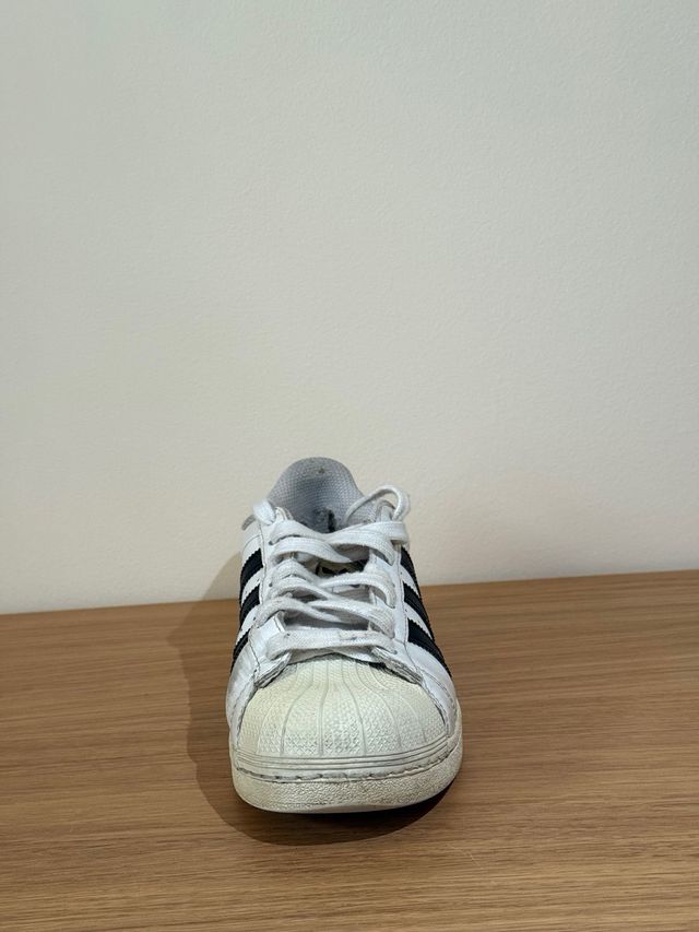 Zapatillas Adidas, modelo SUPERSTAR Mujer