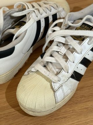 Zapatillas Adidas, modelo SUPERSTAR Mujer