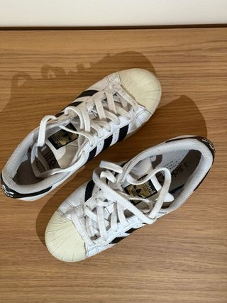 Zapatillas Adidas, modelo SUPERSTAR Mujer