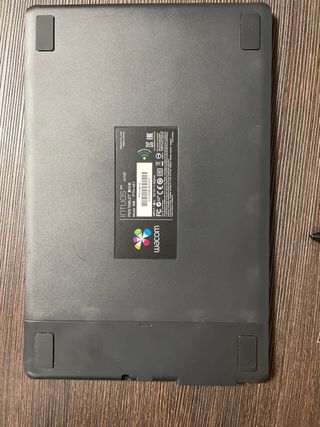 Tableta Gráfica Wacom PTH 451