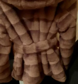 ECOPELLICCIA effetto visone con cappuccio